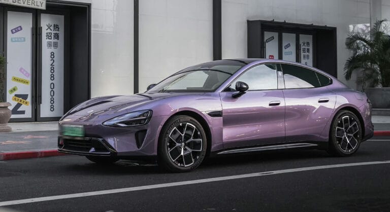 Xiaomi SU7 otomobil Geliştirilmiş Özelliklerle HyperOS 1.2.3 güncellemesini kullanıma sunuyor