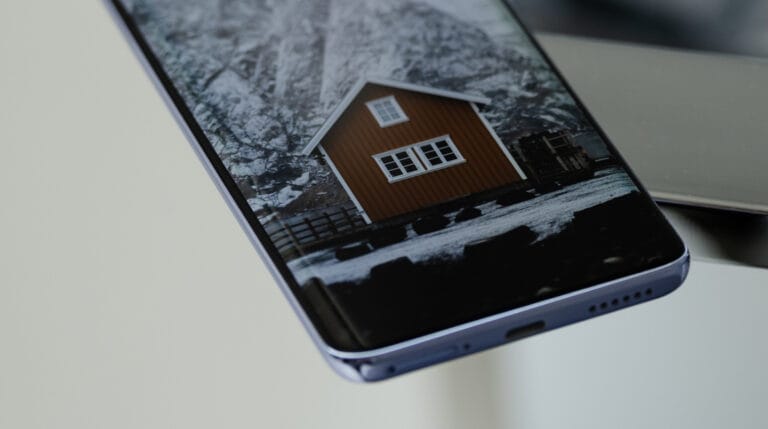 Xiaomi keeps curved screen design for Pro/Ultra flagship models