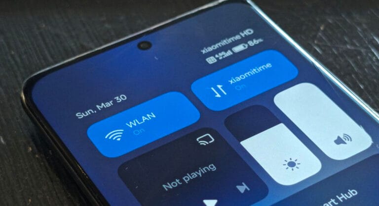 Android 16 vs. HyperOS 2.2 Control Center Vergleich