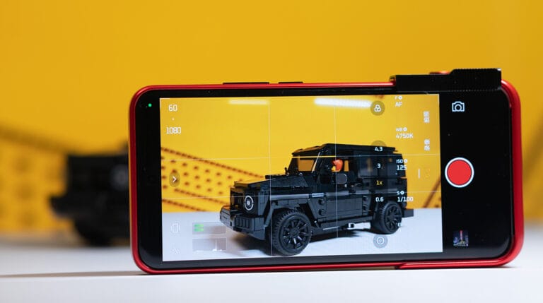 Obtiens le nouvel appareil photo Xiaomi Camera 6 pour tous les appareils Xiaomi.