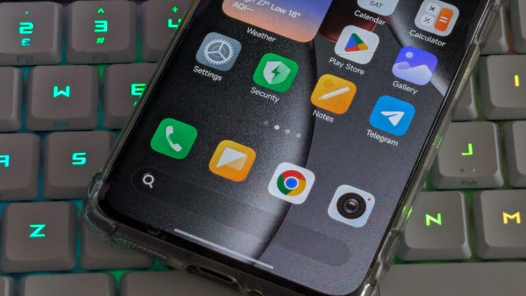 O lançador HyperOS 2.2 recebeu uma nova atualização em agosto de 2025