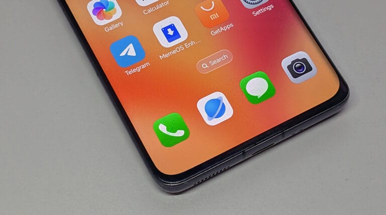 É seguro atualizar os aplicativos de sistema do HyperOS para obter novos recursos?