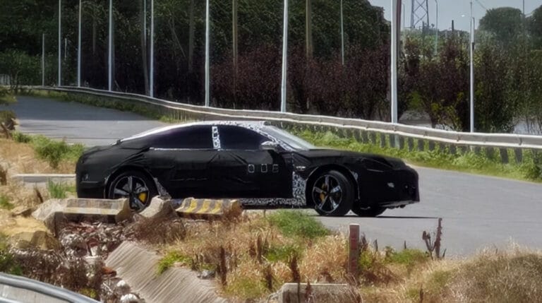 Xiaomi SU7L – variante de longa distância entre eixos – foi visto em testes