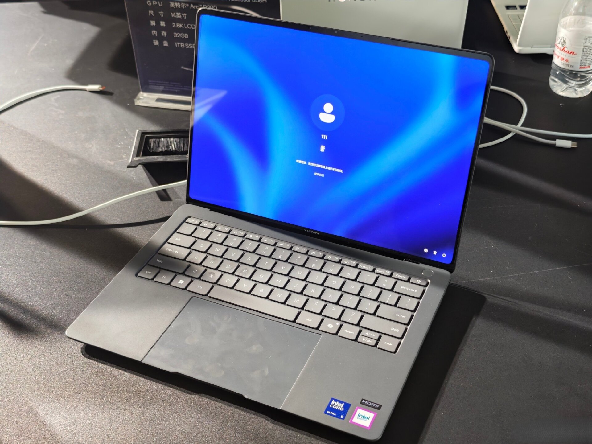 Xiaomi Book Pro 14 Review: The Ultimate 1-Kilogram Windows Laptop is Finally Here 18 Xiaomi Book 14 Pro Display