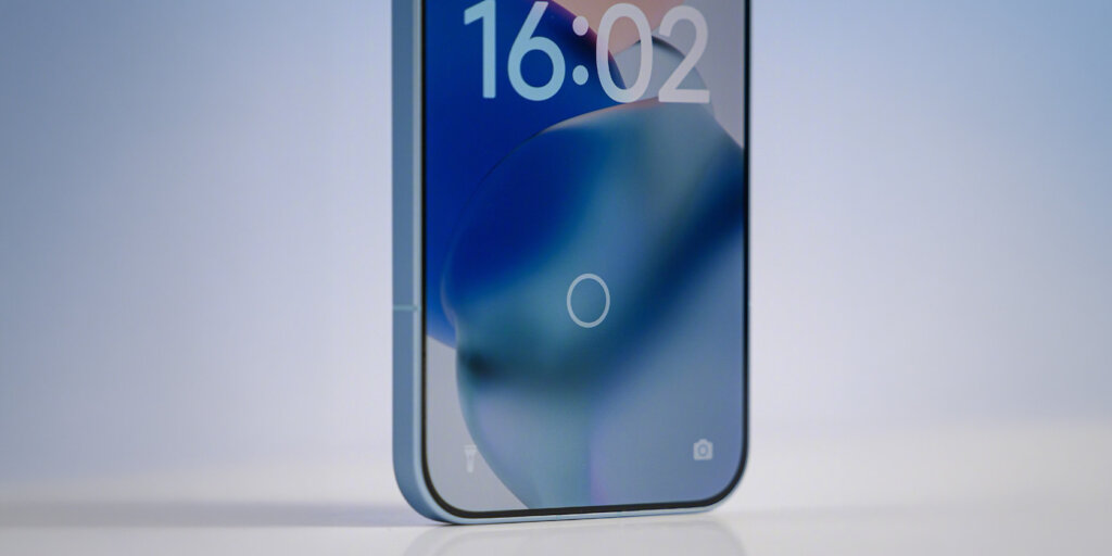 Xiaomi 17 Max Fingerprint Sensor and Display
