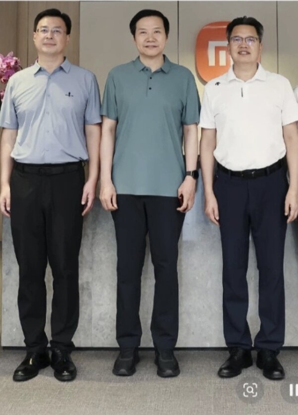 Xiaomi CEO Lei Jun seen holding unreleased red foldable phone 2 FOLD 5