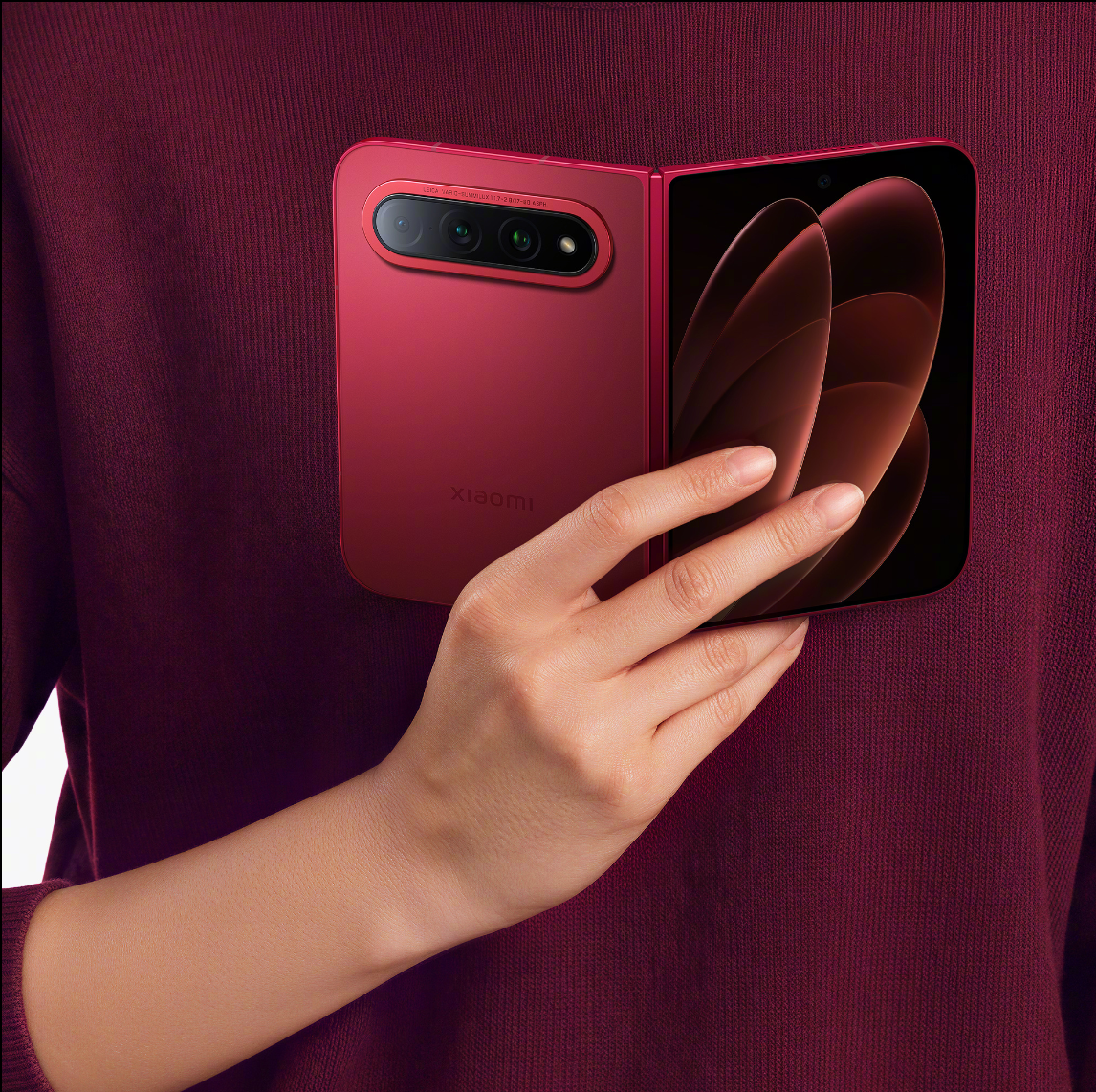 Xiaomi 18 Fold Official Images Released with New “Xiye Red” Color 3 Xiaomi 18 Fold Mid Fold Phone Official Images Released with New Xiye Red Color 2